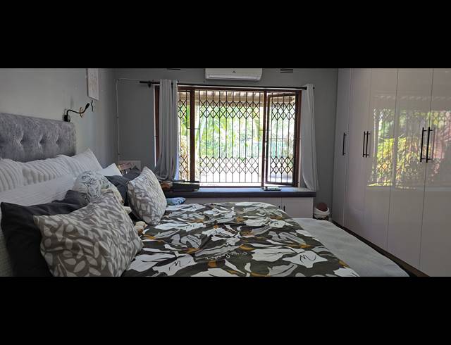 3 BEDROOM SIMPLEX FOR SALE IN MALVERN